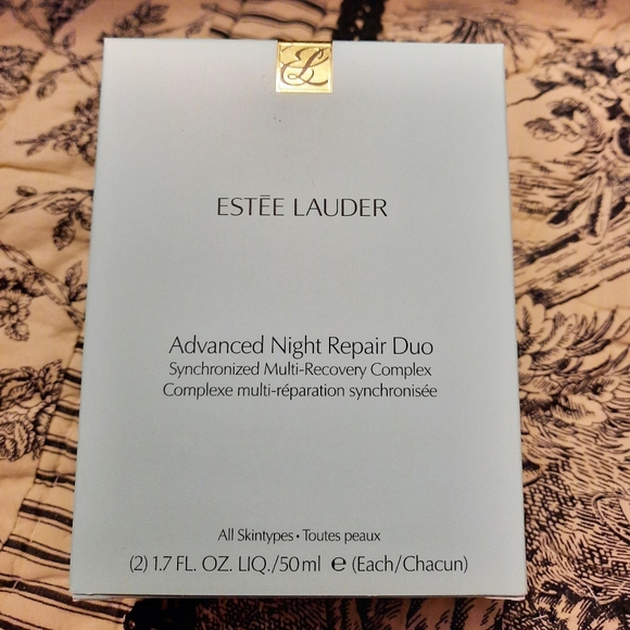 Estee Lauder's Advanced Night Repair (2) 1.7 oz. Bottles, New! - Picture 2 of 3